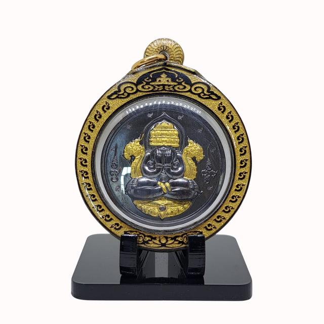 หลวงปู่อิ่ม ปิดตาพังพระกาฬ รุ่นพ่อให้รวย เลี่ยมกันน้ำ