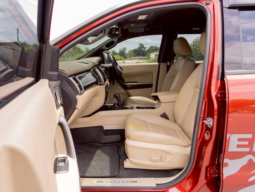 Ford Everest 3.2 Titanium+ 4WD ปี 2016 14
