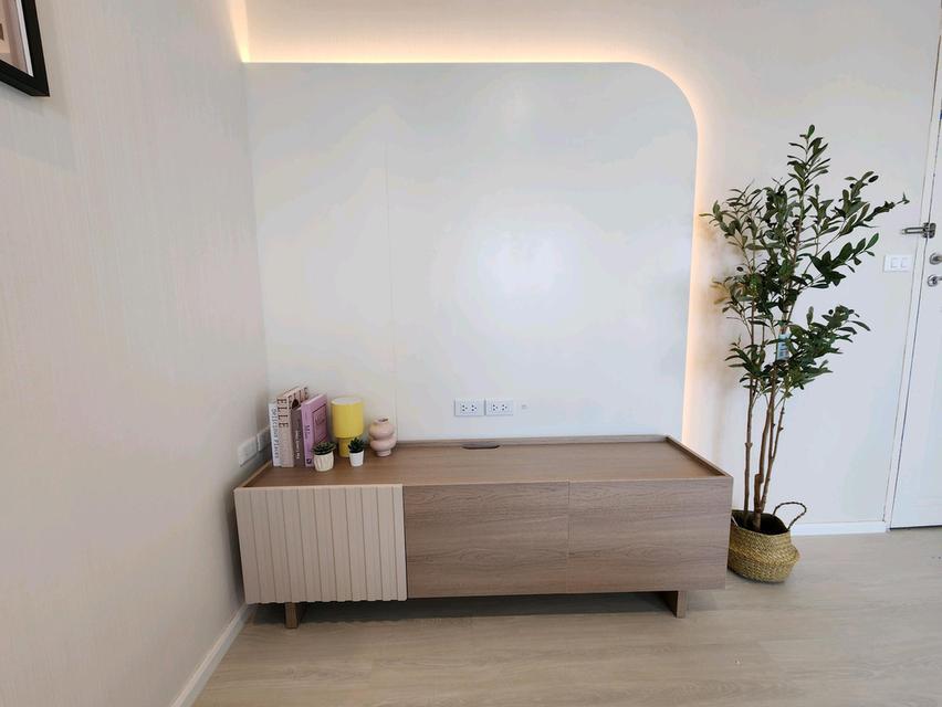 คุ้มที่สุดในรัชดา! ห้องแต่งสวยตรงปก 39 ตร.ม. 1ห้องนอน1รับแขก พร้อมอยู่เพียง 2.1 ล้าน 💥 ลากกระเป๋าพร้อมเข้าอยู่ได้เลย! ชั้น 5 ทำเลดี 9