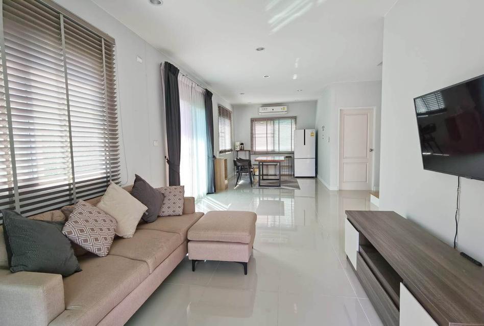 ให้เช่าบ้านเดี่ยว 2ชั้น  หมู่บ้านเซนโทร รังสิตคลอง 4 ธัญญะ ปทุมธานี 🚩ติดสนามกอลฟ์กรุงกวี,ใกล้โลตัสคลอง 4,ทางด่วน,โรงเรียนสวนกุหลาบรังสิต,ดรีมเวิล์ด 19