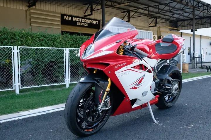 รถบ้านสวยๆ  MV Agusta F4 2