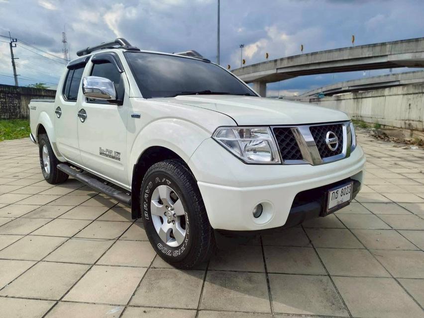 รหัสรถ QT8023 NISSAN NAVARA 2.5 LE CALIBRE 4 ประตู เกียร์ออโต้ ปี2011 แท้ ตัวสูงแท้โรงงาน