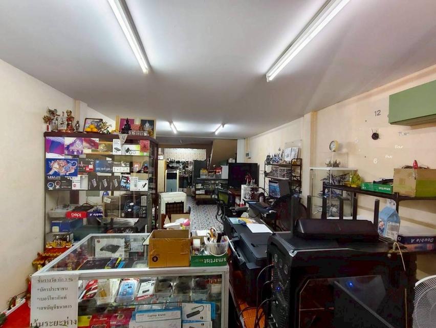 อาคารพาณิชย์ 3 ชั้น ซอยสุคนธสวัสดิ์ 3 ถนนสุคนธสวัสดิ์ แขวงลาดพร้าว เขตลาดพร้าว กรุงเทพมหานคร 5