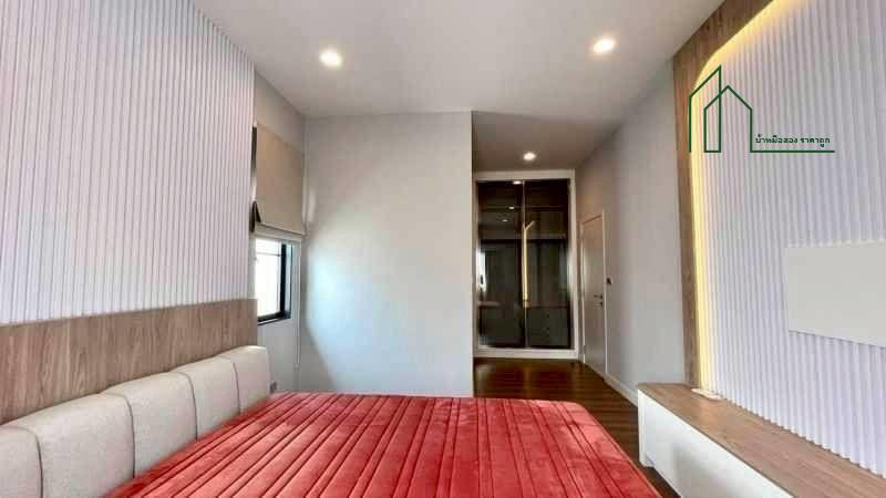 บ้านเดี่ยวหรู เศรษฐสิริ บางนา สุวรรณภูมิ พร้อมอยู่
