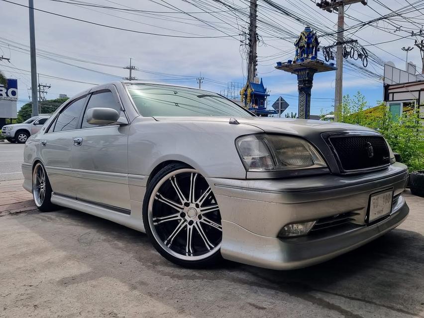 Toyota Crown jzs175 มือสอง 2