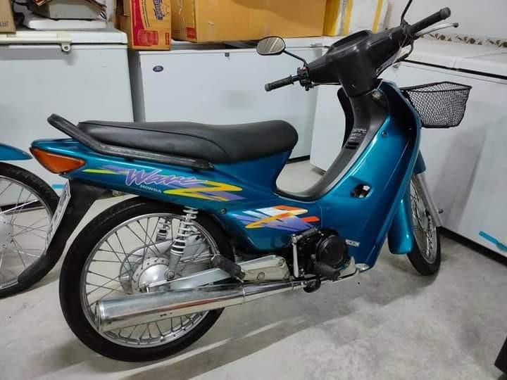 Wave 100 ปี 2000 4