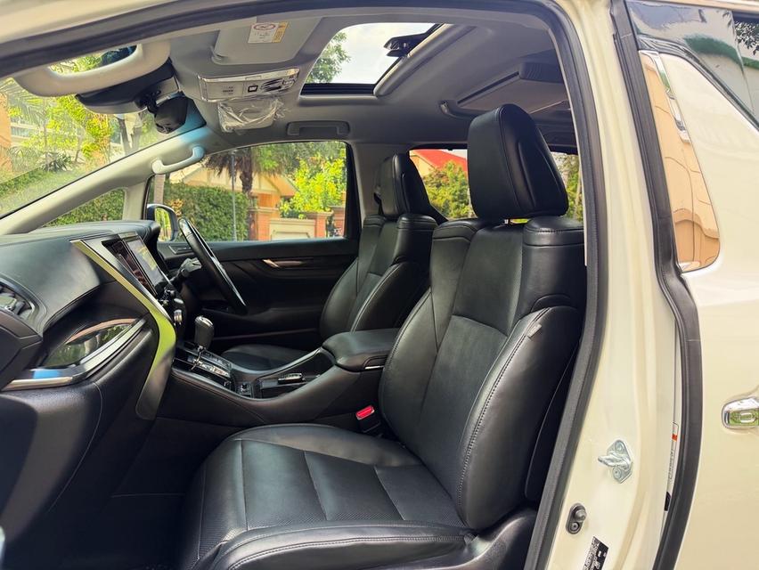 Toyota Alphard 2.5 SC Package ปี 2022 โฉม Minorchange Top สุด ออฟชั่นเต็ม ใช้งาน 5 หมื่นโลประวัติครบ เจ้าของเดียว รูปที่ 12