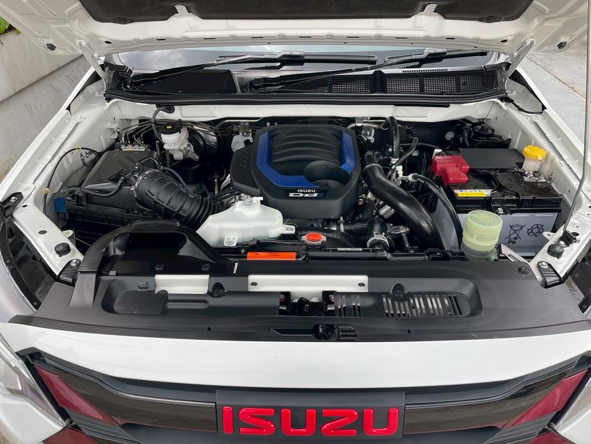 รหัสรถ PJP8084 2024 ISUZU D-Max 1.9 CAB-4 Hi-Lander X-Series Z AT 13