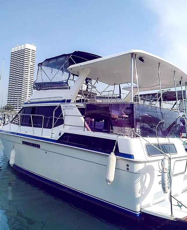 ปล่อยต่อเรือ Motor Yatch Cruiser ป่ 1995 2