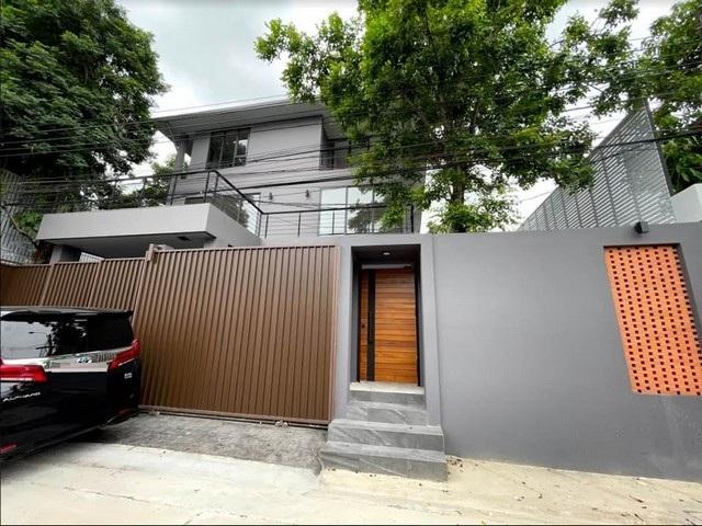 PP510 ขายบ้านเดี่ยว พร้อมสระว่ายน้ำส่วนตัว ซอยปรีดีพนมยงค์ สุขุมวิท 71 พัฒนเวศม์ ใกล้ BTS พระโขนง บ้านสวยสไตล์โมเดิร์น 1
