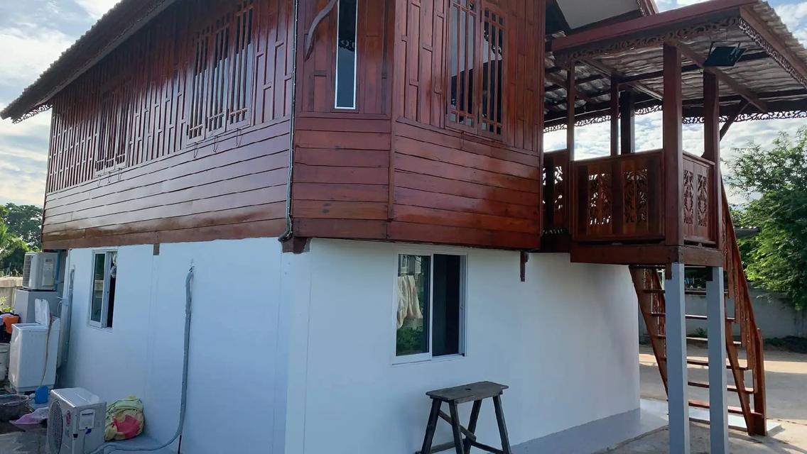 ขายบ้านสองชั้นครึ่งปูนครึ่งไม้พร้อมที่ดิน 14