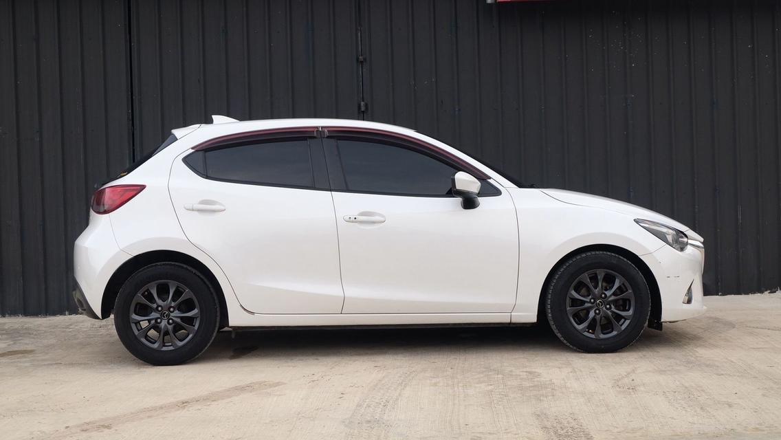 (แจ้งรหัสรถ KN662) MAZDA MAZDA2, 1.3 Sports High Connect ปี2018 รูปย่อยที่ 4