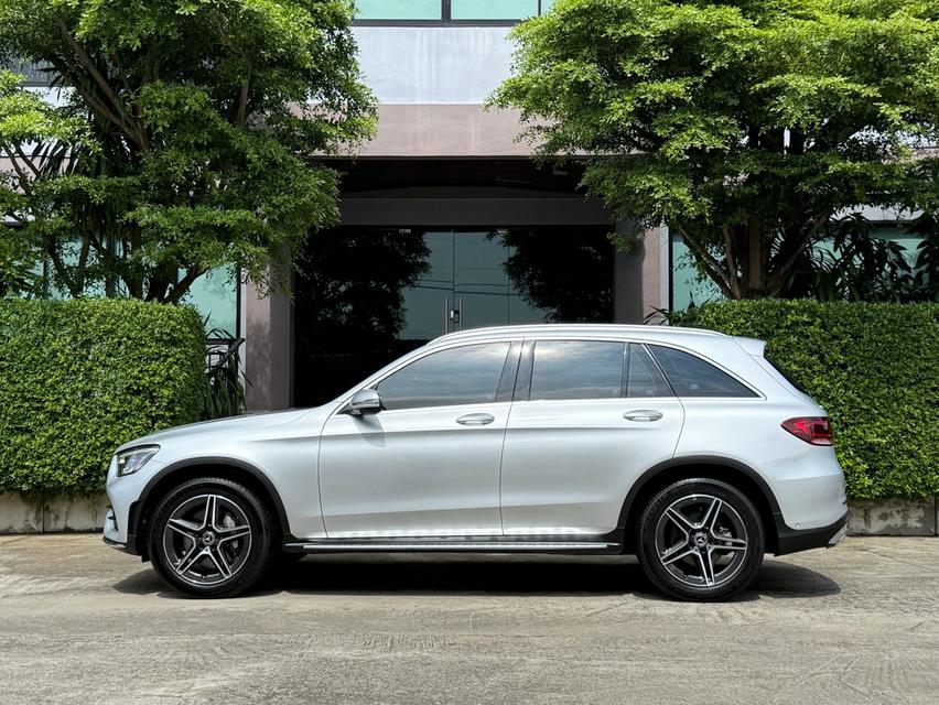 2022 BENZ GLC 220D AMG รถมือเดียวออกป้ายแดง รถวิ่งน้อย เข้าศูนย์ทุกระยะ ไม่เคยมีอุบัติเหตุครับ รูปที่ 5