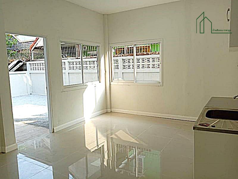 บ้านเดี่ยว 2 ชั้น 60 ตร.วา. หมู่บ้านพาราไดซ์ ถนนร่มเกล้า 19 ลาดกระบัง 12