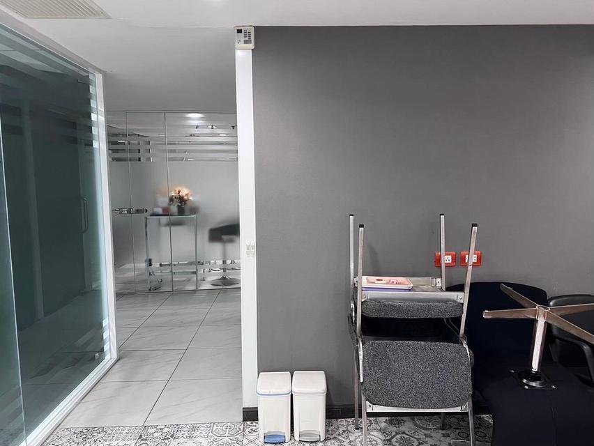 ออฟฟิช/สำนักงาน 10