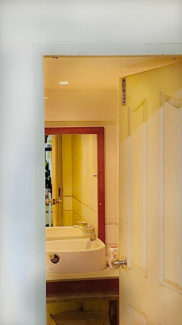 บ้านเดี่ยวบานเลื่อนกระจก มีนบุรี หมู่บ้านปรีชาร่มเกล้า ถนนร่มเกล้า (Preecha Romklao) ทำเลดีมากแต่งสวยพร้อมอยู่ ทำเลดีมาก อยู่ติดถนนใหญ่ร่มเกล้า เยื้อง 11