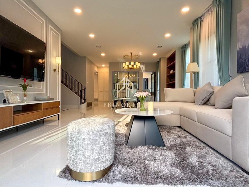 House For Rent Nantawan Rama 9 New Krungthepkreetha, with Private Swimming Pool. 5