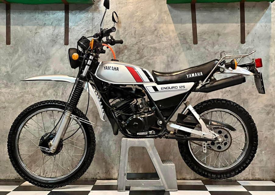 Yamaha DT125 ปี 1981 รถมือสองสภาพสวย