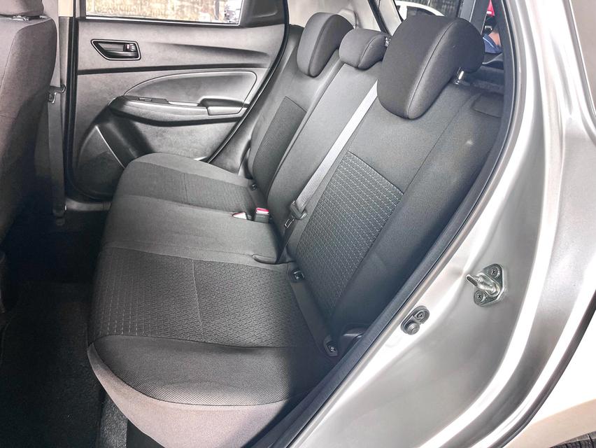 Suzuki Swift 1.2GL ปี18 14