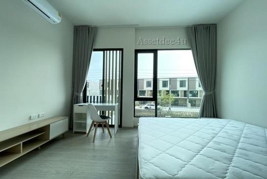 AT432 ให้เช่าทาวน์โฮม 2 ชั้น เฟอร์นิเจอร์และเครื่องใช้ไฟฟ้าครบ อัลติจูด คราฟ บางนา 10