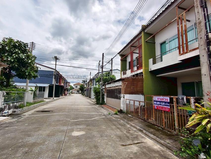หมู่บ้านเดอะทรัสต์ทาวน์ วงแหวน-ลำลูกกา ถนนลำลูกกา ต.บึงคำพร้อย อ.ลำลูกกา จ.ปทุมธานี 2