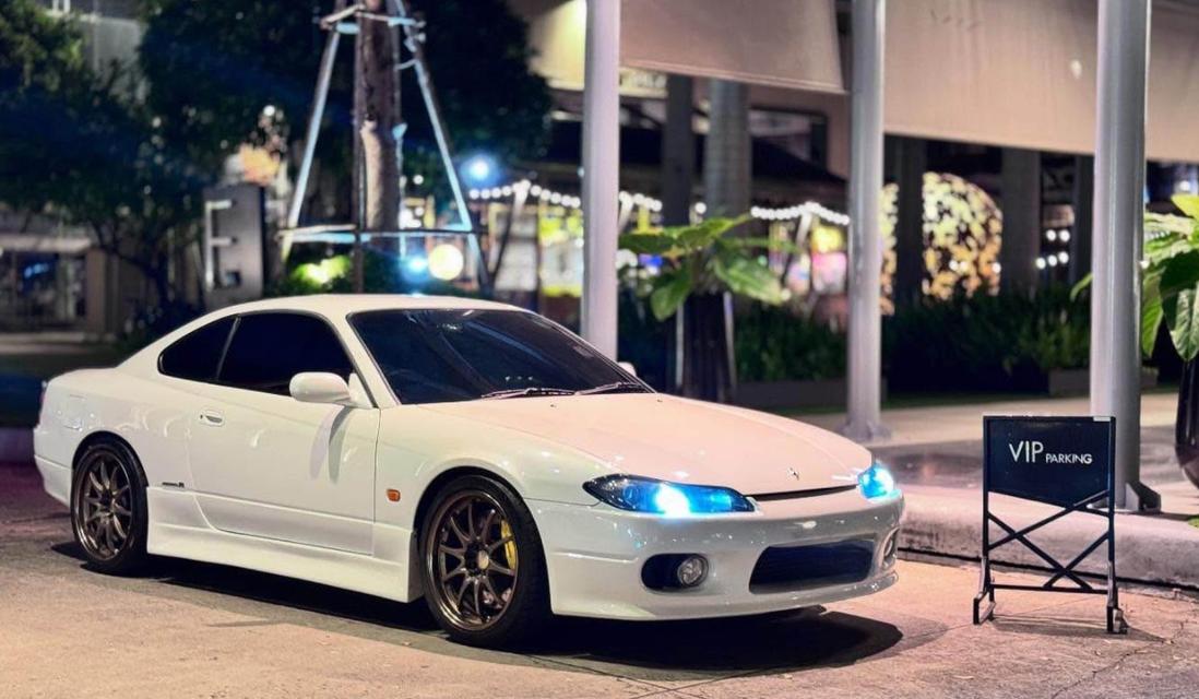 Nissan Silvia S15 2000 2