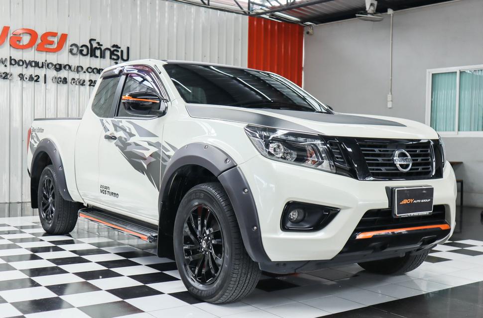 NISSAN NAVARA NP 300 KING CAB CALIBRE 2.5 E BLACK EDITION 2 2019 1