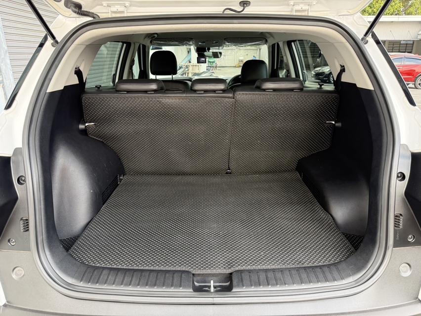 Hyundai CRETA 1.5 SE ปี 2022 สีขาว 15