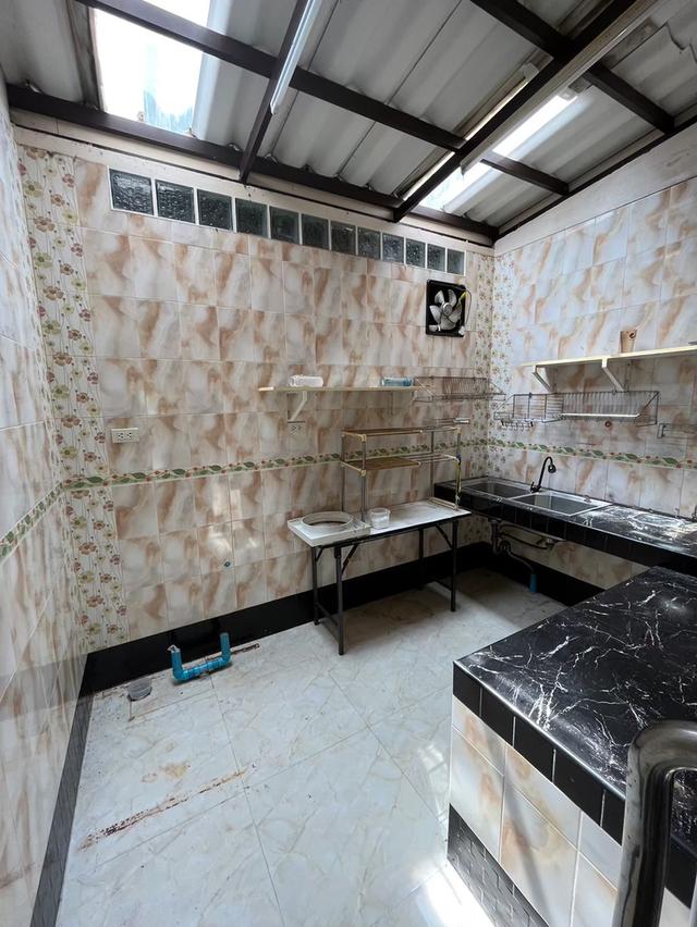 ทาวน์เฮาส์ 2 ชั้น มี3 ห้องนอน 2ห้องน้ำ 1ห้องครัว1ห้องรับแขก 10