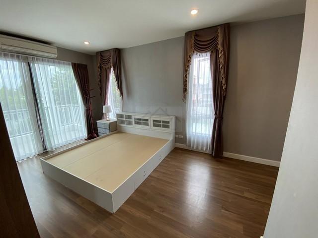 PB5543 ขายบ้านเดี่ยว หมู่บ้าน ฮาบิเทีย โมทีฟ ปัญญาอินทรา ใกล้ โรงเรียนสาธิตพัฒนา