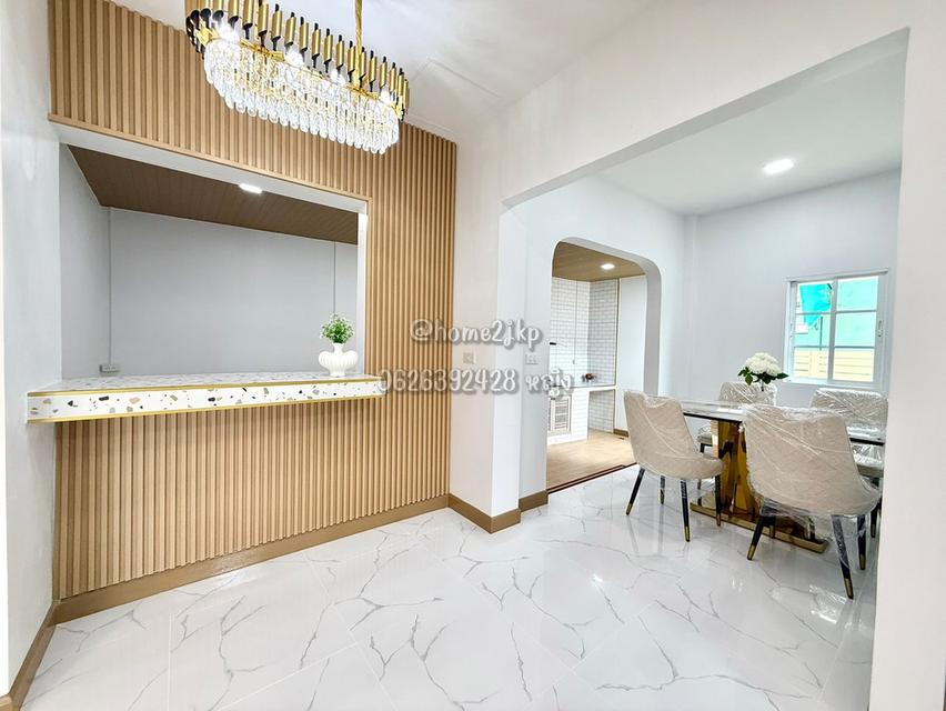 หมู่บ้านวรารมย์ ราษฎร์อุทิศ 10