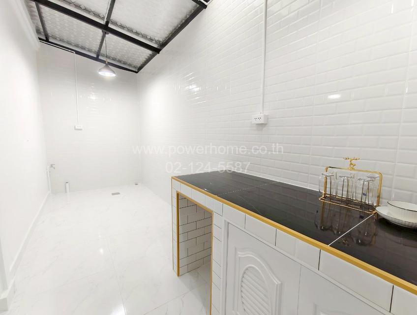 หมู่บ้านพฤกษา 11 ซอย 3/2 ถนนรังสิต – นครนายก ต.คลองสาม อ.คลองหลวง จ.ปทุมธานี 11