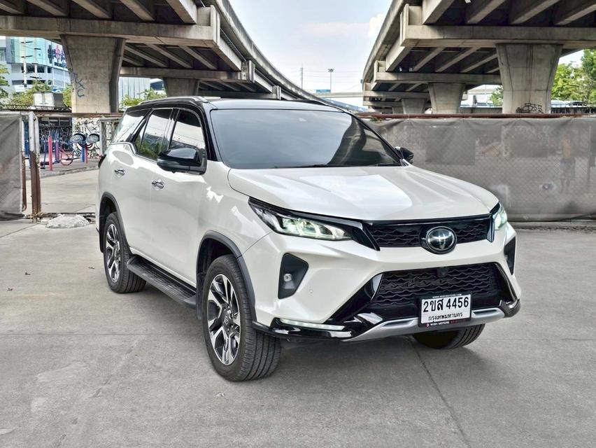 รหัสรถ WMT4456 Fortuner 2.8 Legender Black Top 4WD ปี 2022