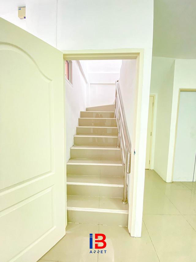ขายทาวน์โฮม 3 ชั้น หมู่บ้านเพชรทวี พุทธมณฑลสาย 5 6