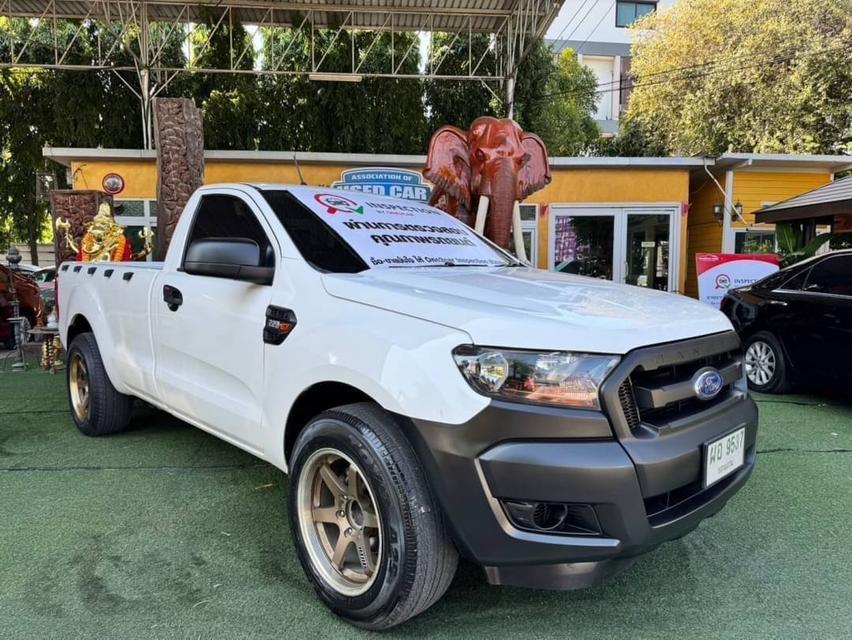  Ford Ranger 2.2 SINGLE ตอนเดียว Standard XL  ปี : 2022 เกียร์ : ธรรมดา เครื่องยนต์ : 2.2CC ดีเซล  รถไมล์แท้100%คะ 2