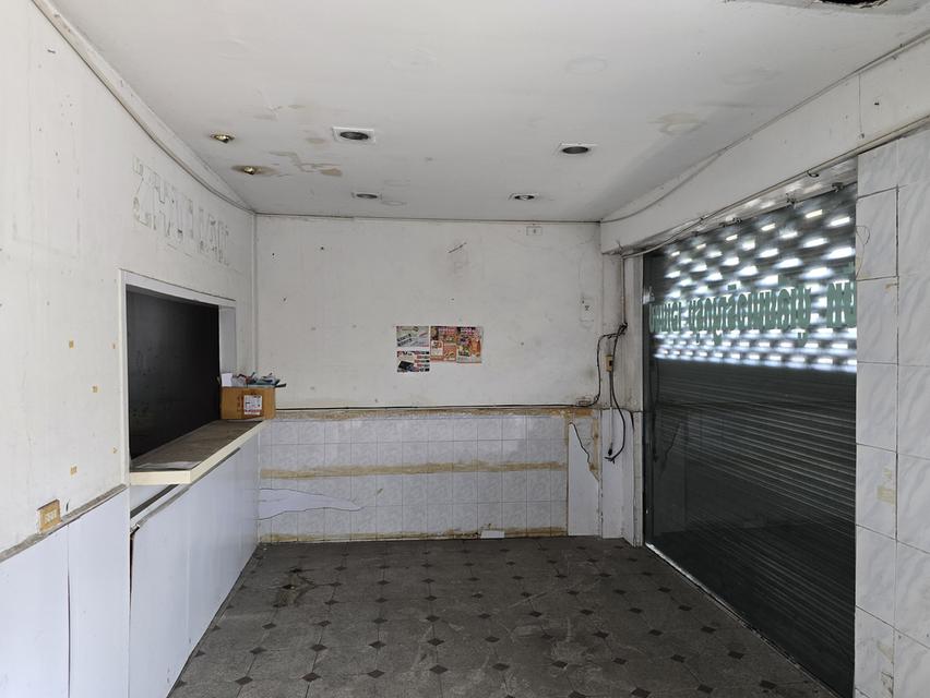 ขายตึกแถว 3 คูหา ริมถนนตก เจริญกรุง 4