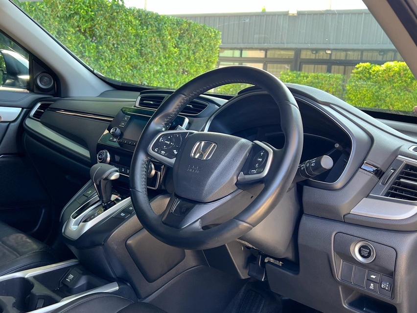 2018 HONDA CRV 2.4E 7 ที่นั่ง รถมือเดียวออกป้ายแดง รถวิ่งน้อย เข้าศูนย์ทุกระยะ ไม่เคยมีอุบัติเหตุครับ 7