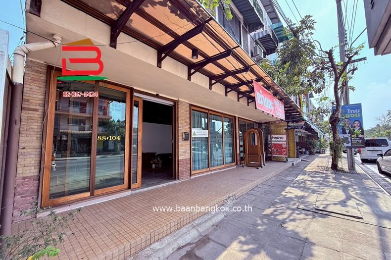 อาคารพาณิชย์ ถนนเฉลิมพงษ์ (ใกล้ตลาดวงศกร) เนื้อที่ 50 ตรว. แขวงสายไหม เขตสายไหม 2