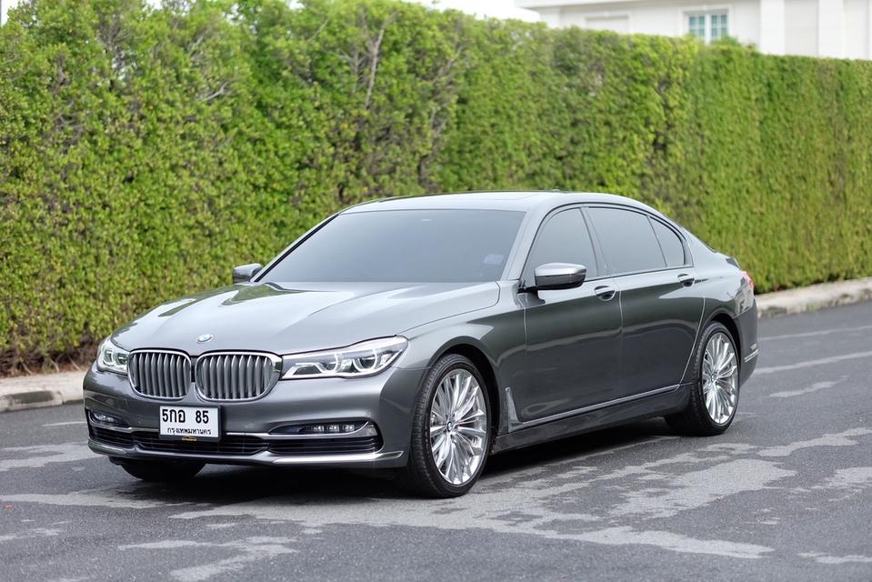 รหัสรถ TNS85 BMW 740Li Pure Excellence ( G12 ) ปี 2016  5