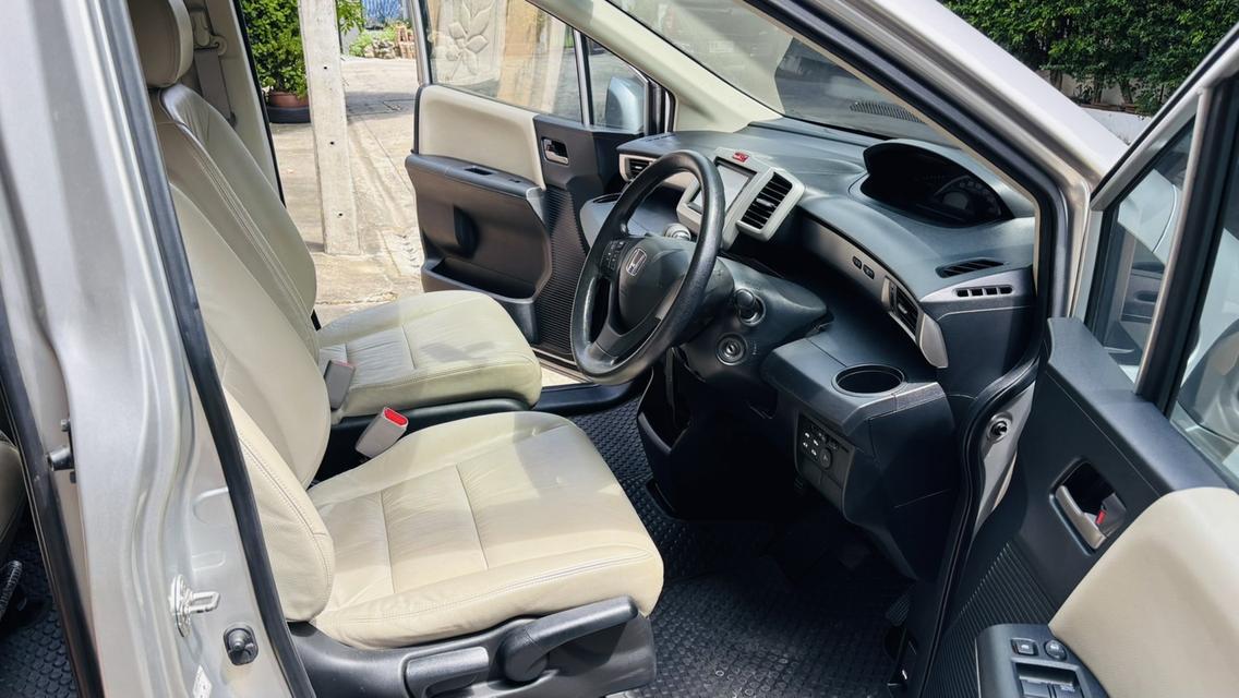 HONDA FREED 1.5 EL i-VTEC ตัวท็อป 8