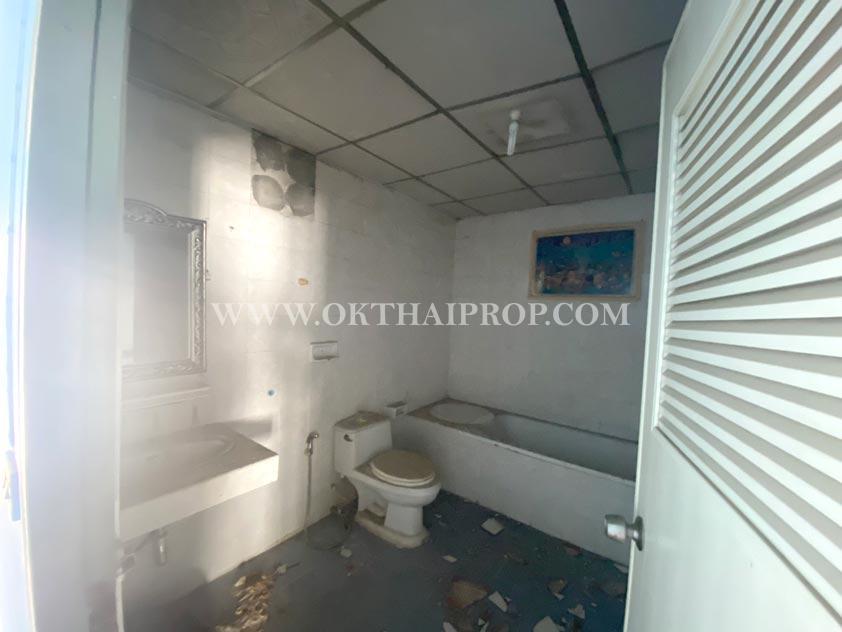 ทาวน์เฮ้าส์ หมู่บ้านปทุม คอนโดเพลส ถนนปทุมธานี – สายใน 14