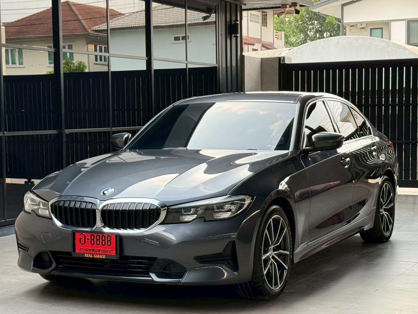 BMW series3 320D ดีเซล ปี 2020 วิ่ง 100000 KM.