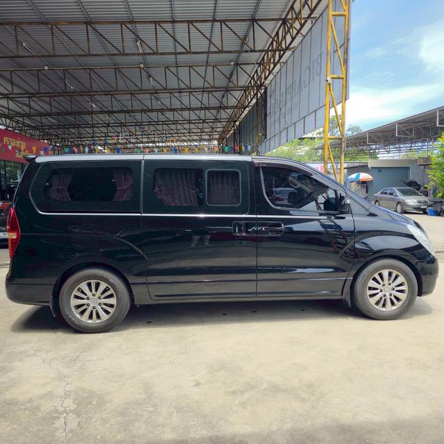รหัสรถ BAC5404 🚐✨ HYUNDAI GRAND STAREX 2.5 VIP (A1)ปี 2011/12 สีดำ ✨🚐 3