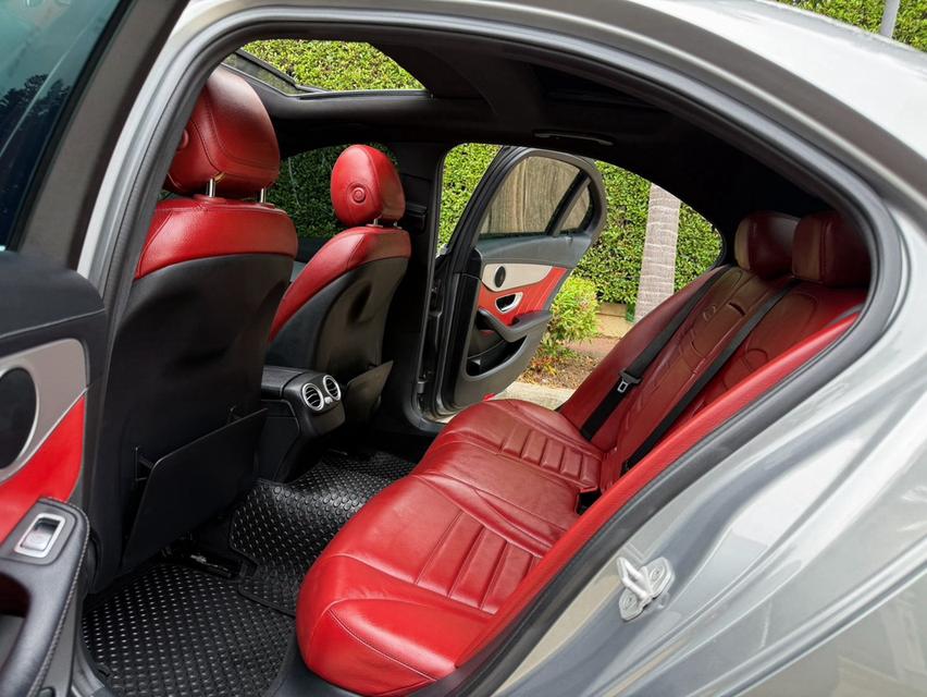(แจ้งรหัสรถ: AVA6301)🌟 Benz C300 AMG Dynamic W205 ปี 2015  ดีเซล รูปที่ 14