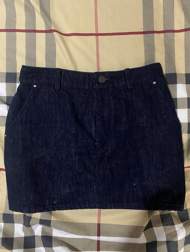 เสื้อปาดไหล่ซินเทจมือ1ห้อยป้ายมีตำหนิรอยปื้อน กระโปรงยีนส์น้ำเงินเข้มสวยมากก 5