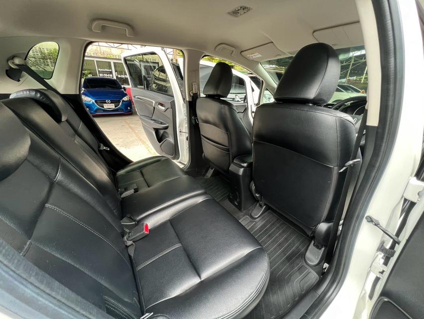 HONDA JAZZ GK ปี2016 รุ่น 1.5 SV ออโต้ รุ่นTOP สีขาว รถบ้านมือเดียว เลขไมล์น้อย 12x,xxx km สภาพสวย รูปที่ 13