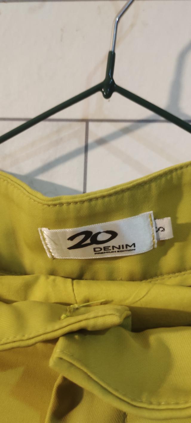 เสื้อผ้าหรูหรามือสอง 16