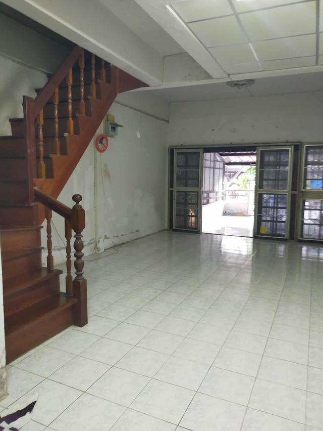 บ้านทาวน์เฮ้าส์ 2ชั้น 2ห้องนอน 2ห้องน้ำ 4