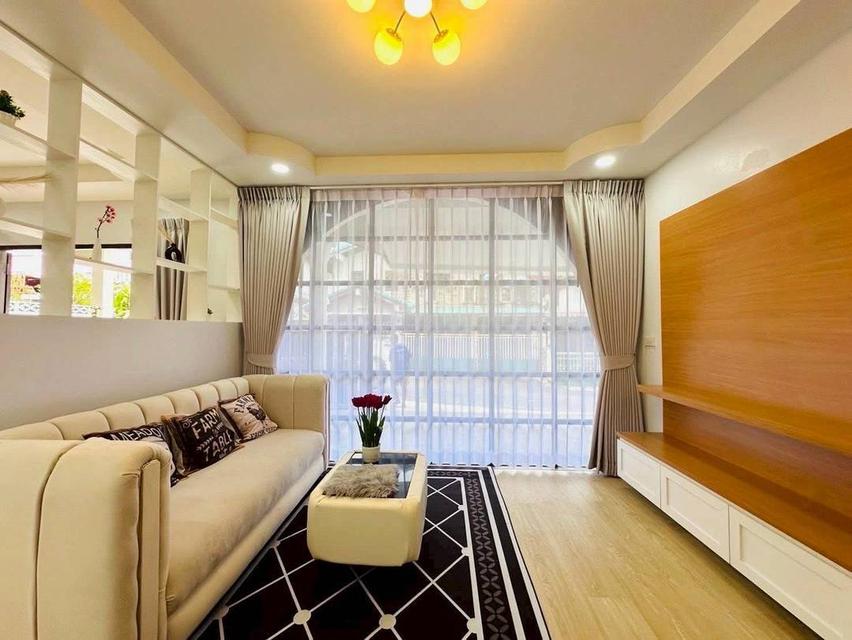 บ้านสวย รีโนเวท ตกแต่งใหม่ พร้อมเข้าอยู่ ศรีราชา-ตึกคอม 17