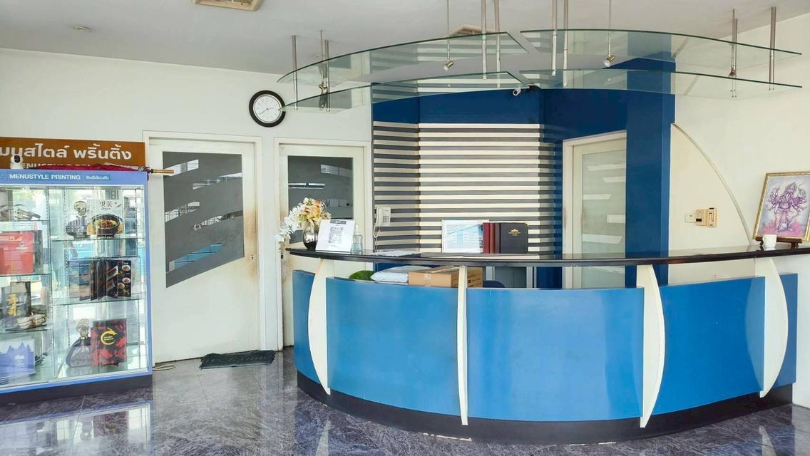 ให้เช่าสำนักงาน 5 ชั้นพร้อมโกดัง ซอยรามคำแหง 118 แยก 42-2 ถนน รามคำเเหง แขวงสะพานสูง เขตสะพานสูง กทม. 10